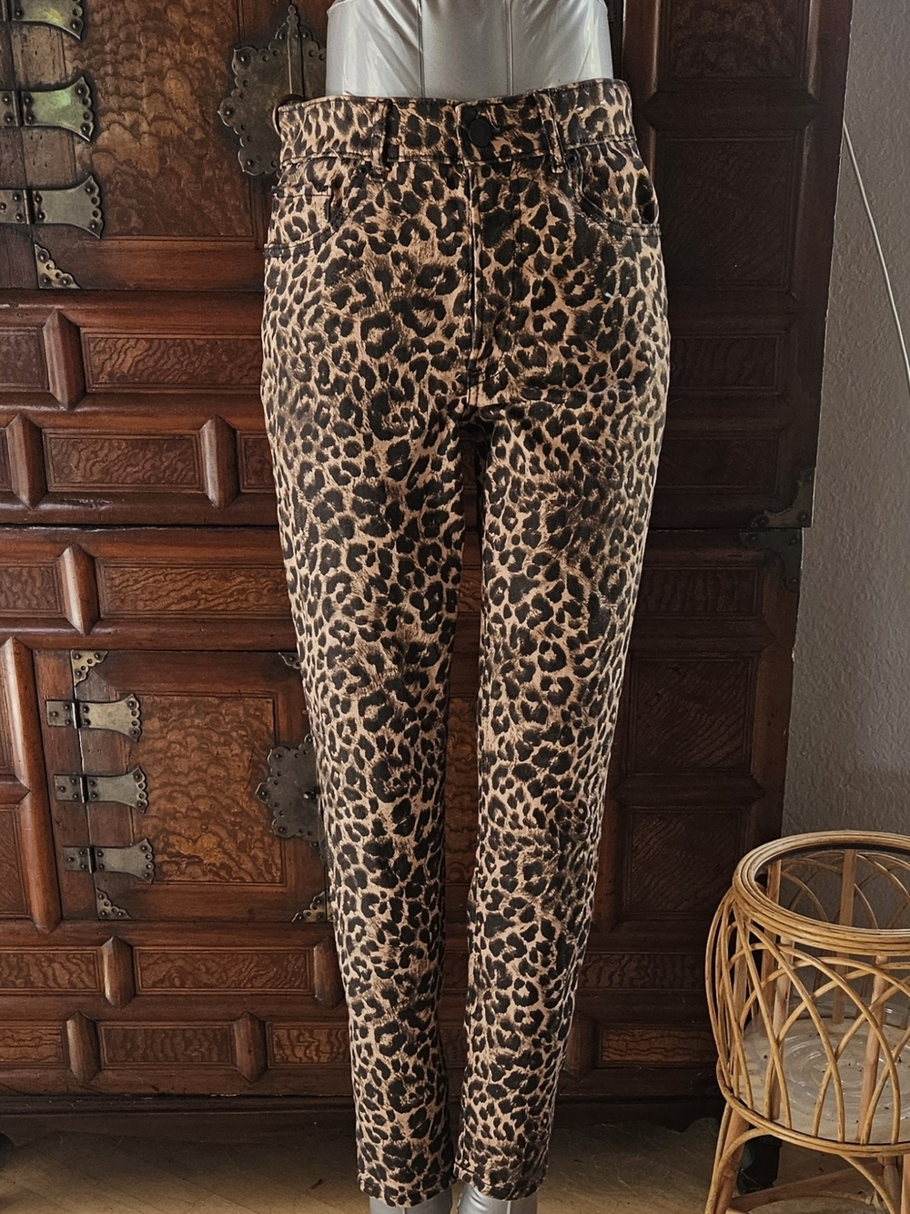 Express Leopard Print ANKLE LEGGING JEANS in Brown & Black. NEW!